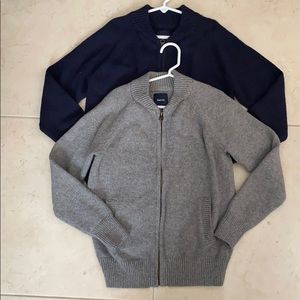 Gap sweaters (2)